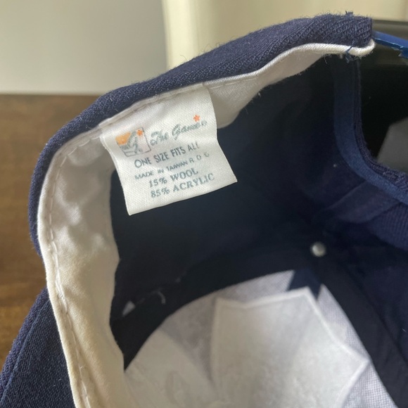 Vintage Toronto Maple Leafs Big Logo Snapback - Picture 2 of 4